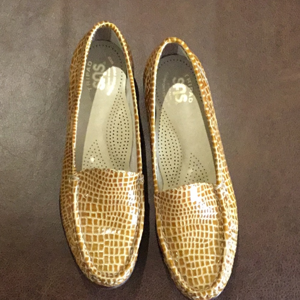 SAS Simplify Loafer Womens N Gold Croc Leather Slip On Tripad Comfort Flat USA